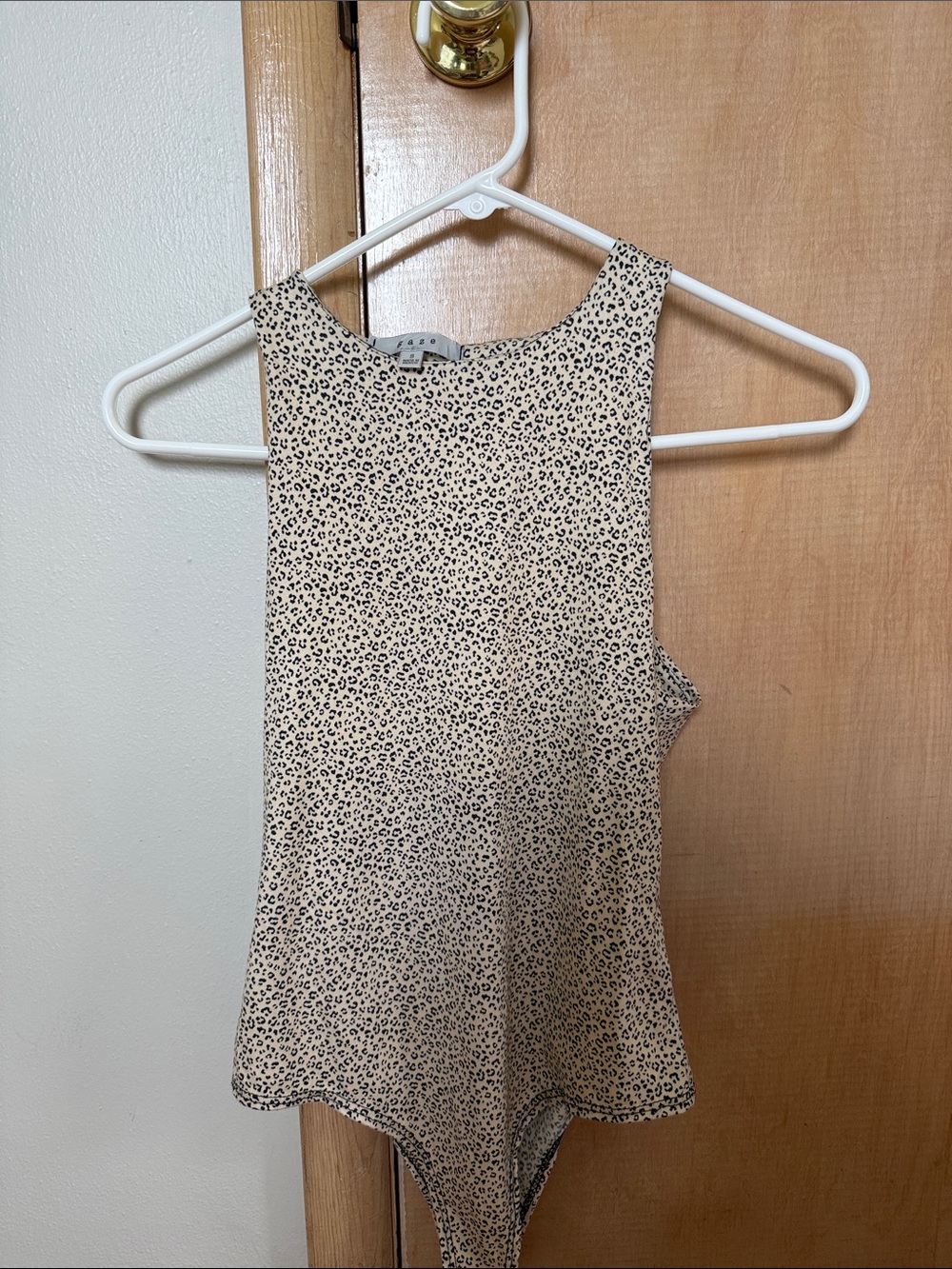 gaze Beige Leopard-Print Sleeveless Bodysuit
